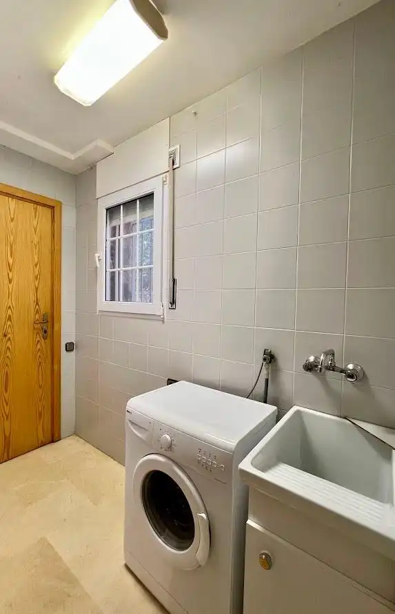 Bany de Casa o xalet en venda en Castellnou de Bages amb Jardí privat, Terrassa i Traster