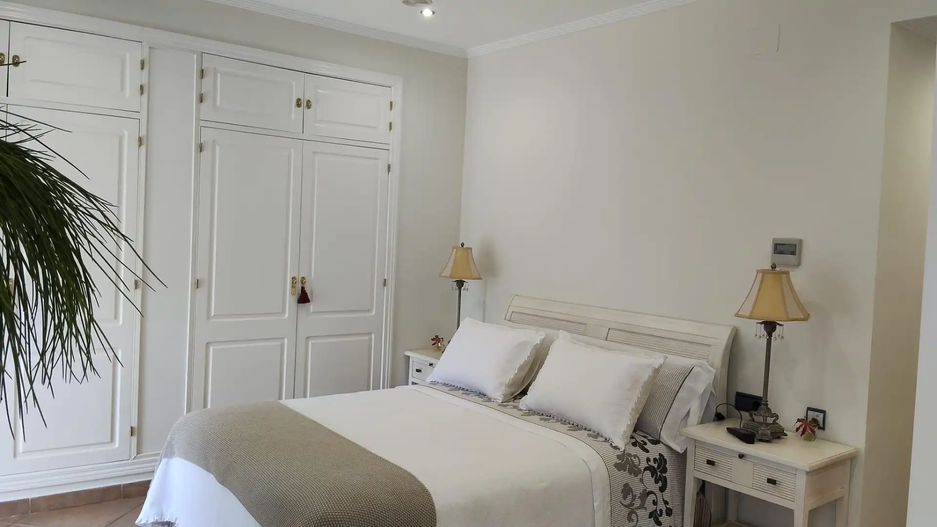 Dormitori de Casa o xalet en venda en Islantilla amb Aire condicionat, Jardí privat i Terrassa