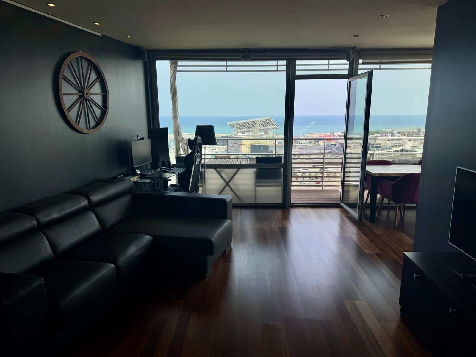 Living room of Flat for sale in Sant Adrià de Besòs  with Air Conditioner, Heating and Terrace