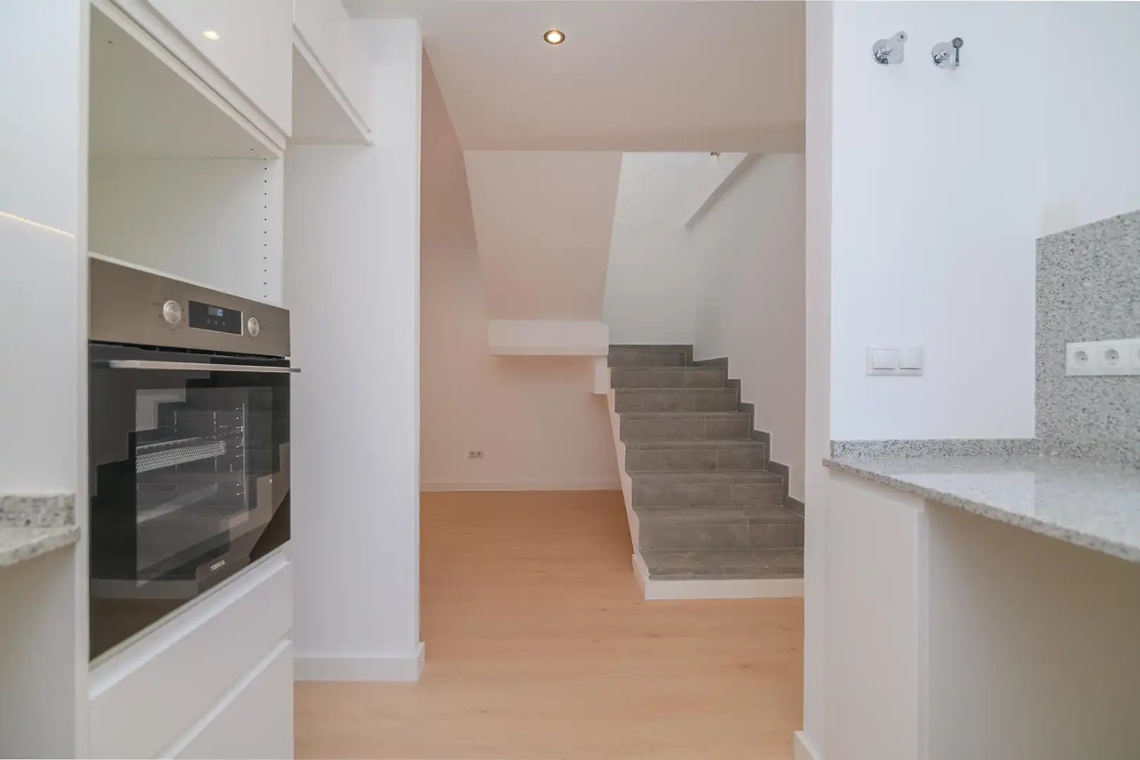 Penthouse with terrace for sale in Carrer Victòria 95, imagen 14