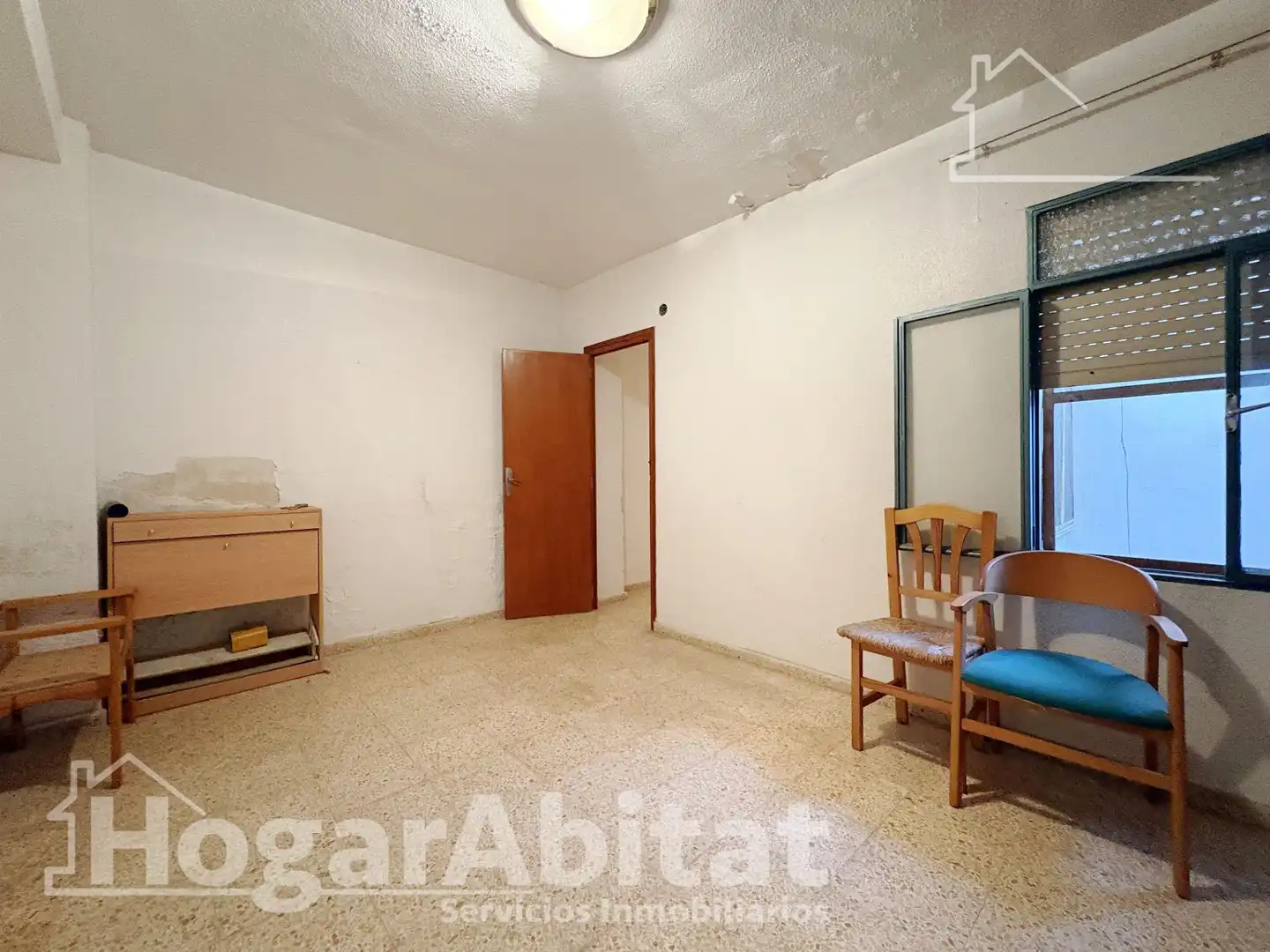 Dormitori de Casa o xalet en venda en Tavernes de la Valldigna amb Terrassa i Traster