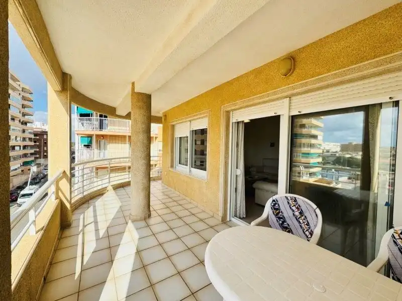 Terrassa de Pis en venda en Torrevieja amb Terrassa i Balcó