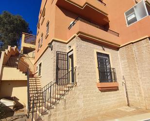 Vista exterior de Casa adosada en venda en Fuengirola amb Aire condicionat, Calefacció i Parquet