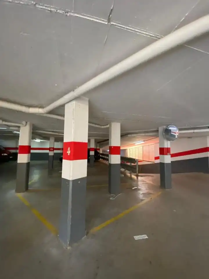 Parkplatz von Garage zum Verkauf in Alcoletge