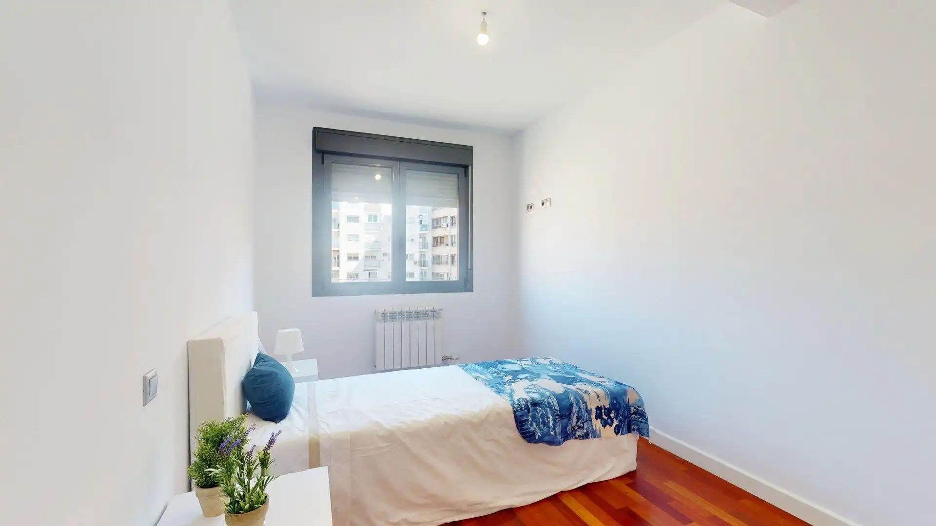 Habitación de Dúplex de alquiler en Zaragoza con Aire acondicionado, Calefacción y Balcón