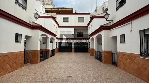 Foto 2 de Casa adosada en venda a Centro, Alcalá de Guadaira
