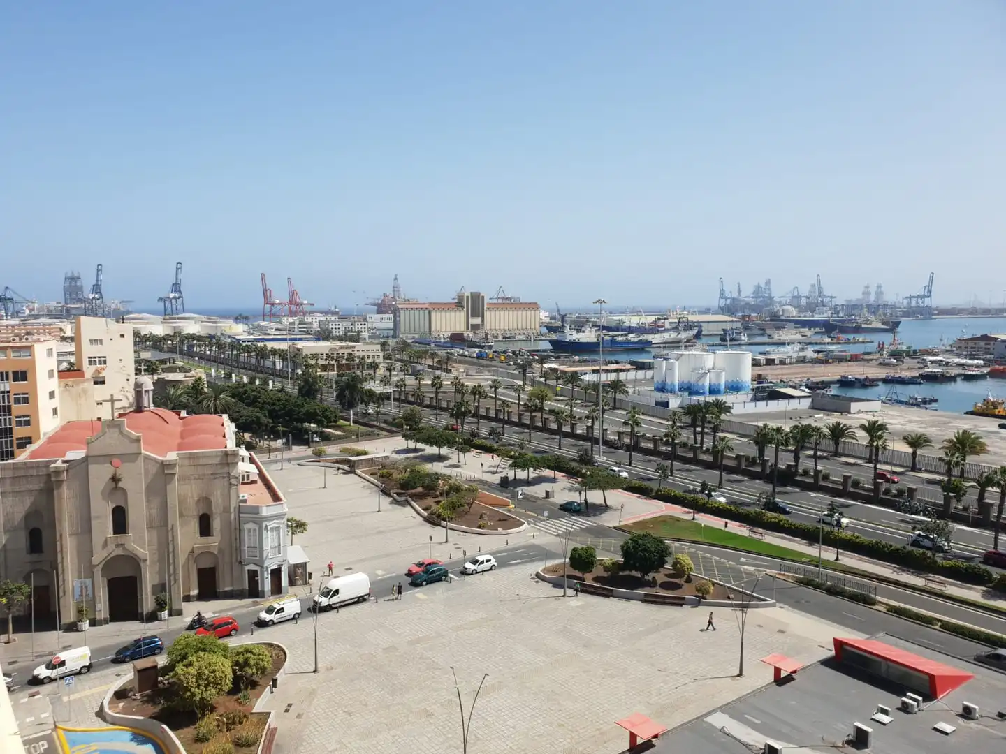 Vista exterior de Àtic de lloguer en Las Palmas de Gran Canaria amb Terrassa, Moblat i Forn