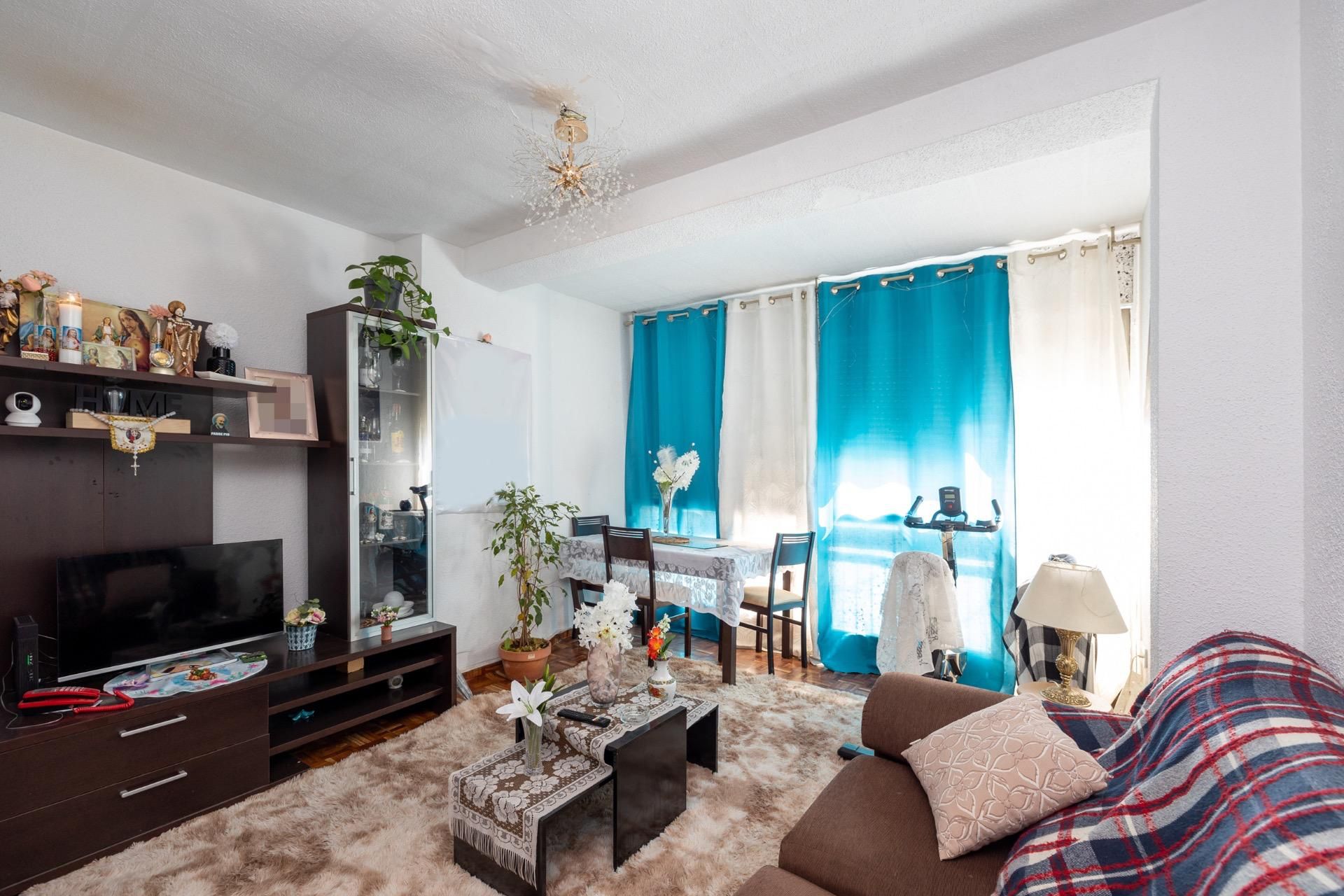 Sala de estar de Piso en venta en  Granada Capital con Aire acondicionado, Amueblado y Balcón