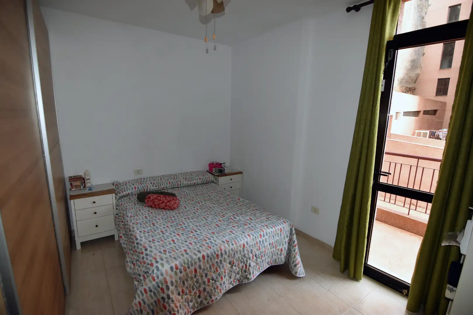 Habitación de Piso en venta en El Rosario con Terraza, Amueblado y Balcón