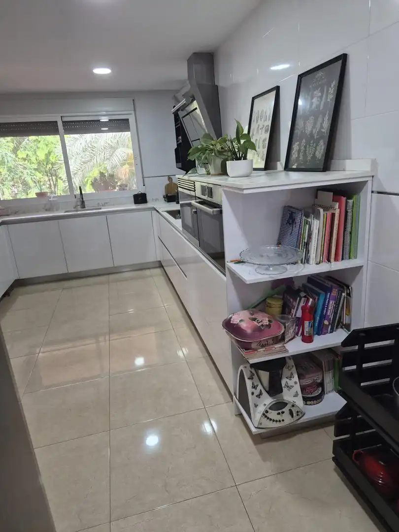 Cuina de Casa o xalet en venda en Alguazas amb Aire condicionat, Jardí privat i Moblat