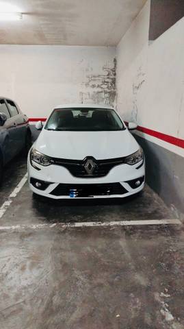 Garaje en Alquiler en Carrer Buenos Aires en Corbera de Llobregat