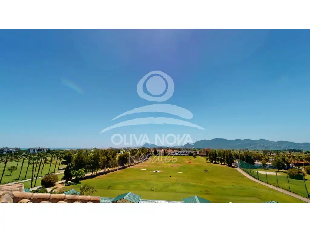 Attic for sale in Oliva  with Terrace, Swimming Pool and Furnished