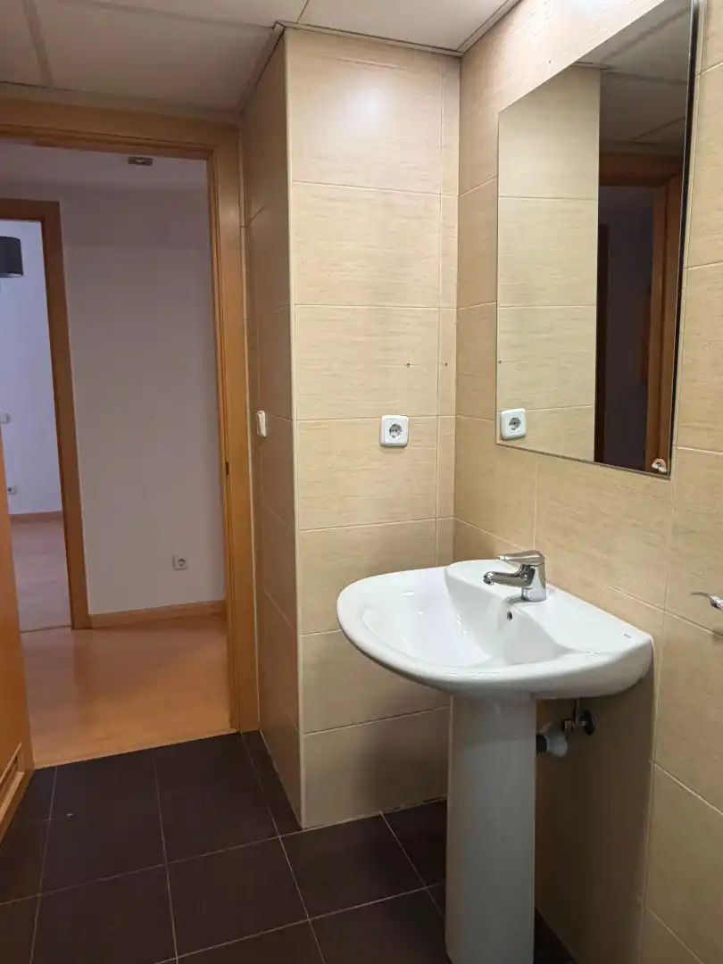 Baño de Piso en venta en Cuarte de Huerva con Aire acondicionado, Calefacción y Parquet