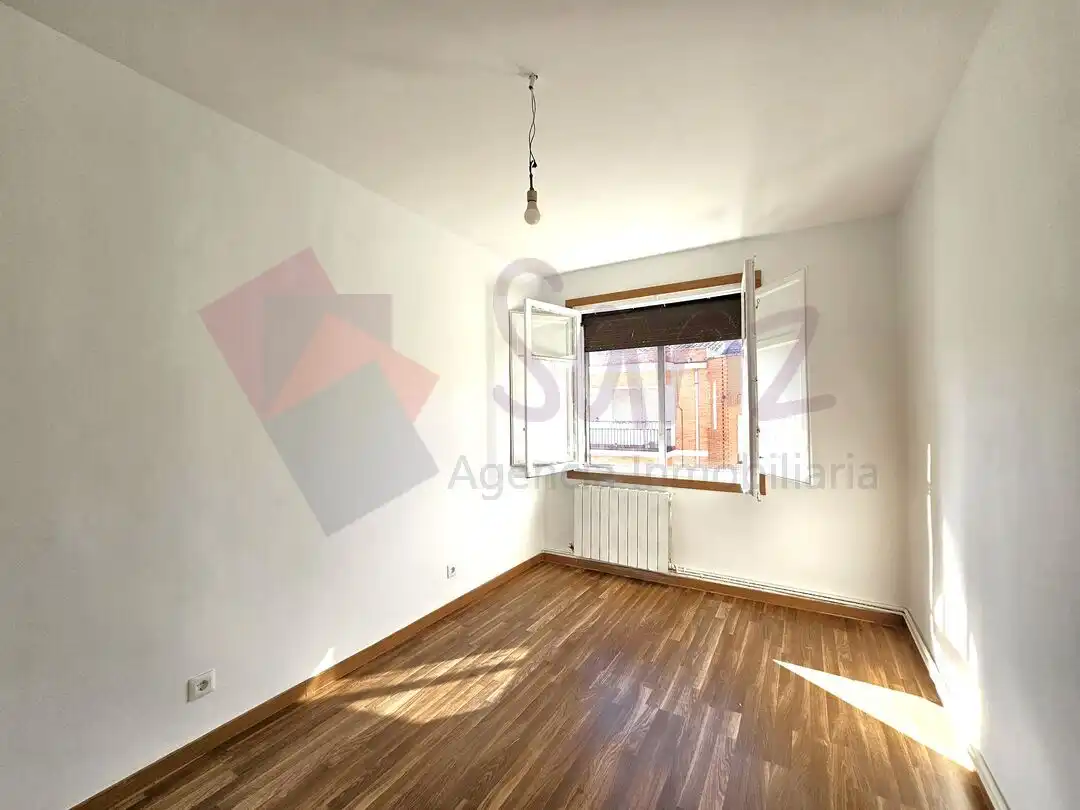 Apartment for sale in Calle la Campa, imagen 11