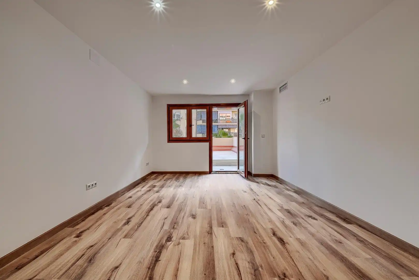Appartement compact avec ascenseur à vendre à Avenida de Arias Maldonado, imagen 2
