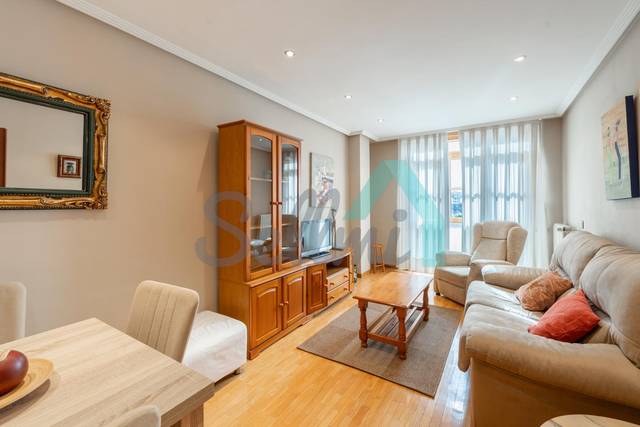 Piso en Alquiler en Tomás Crespo Frígilis en La Ería