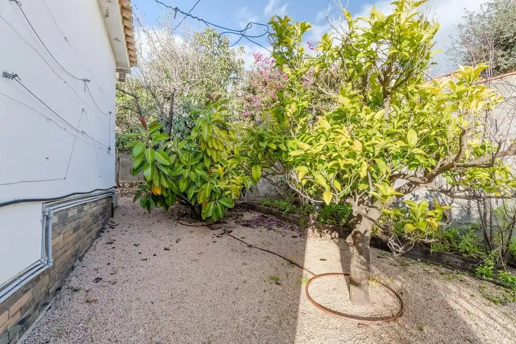 Haus mit Garten zum Verkauf in Tueda, imagen 59