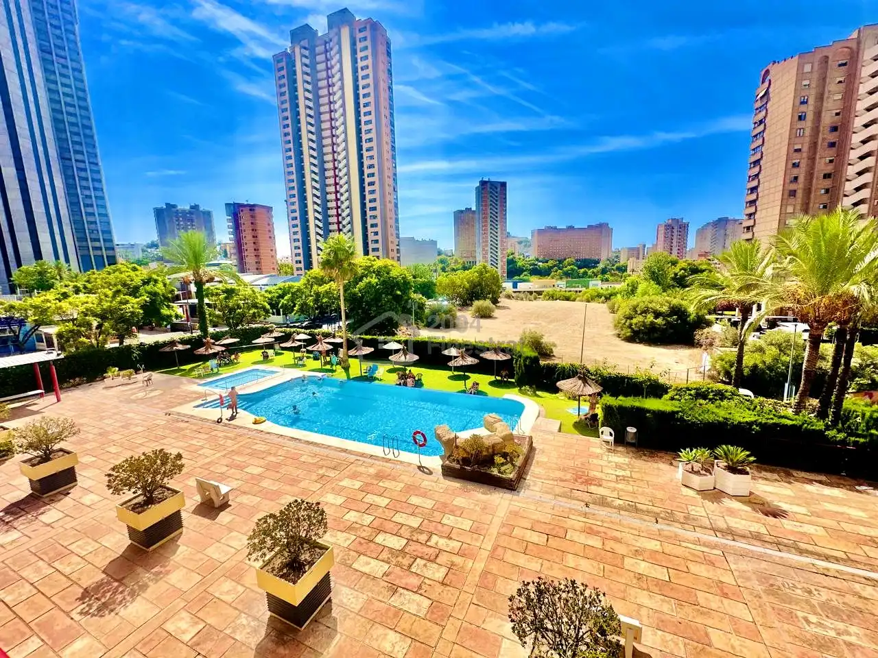 Exterior view of Flat for rent in Benidorm  with Terrace, Furnished and Community pool