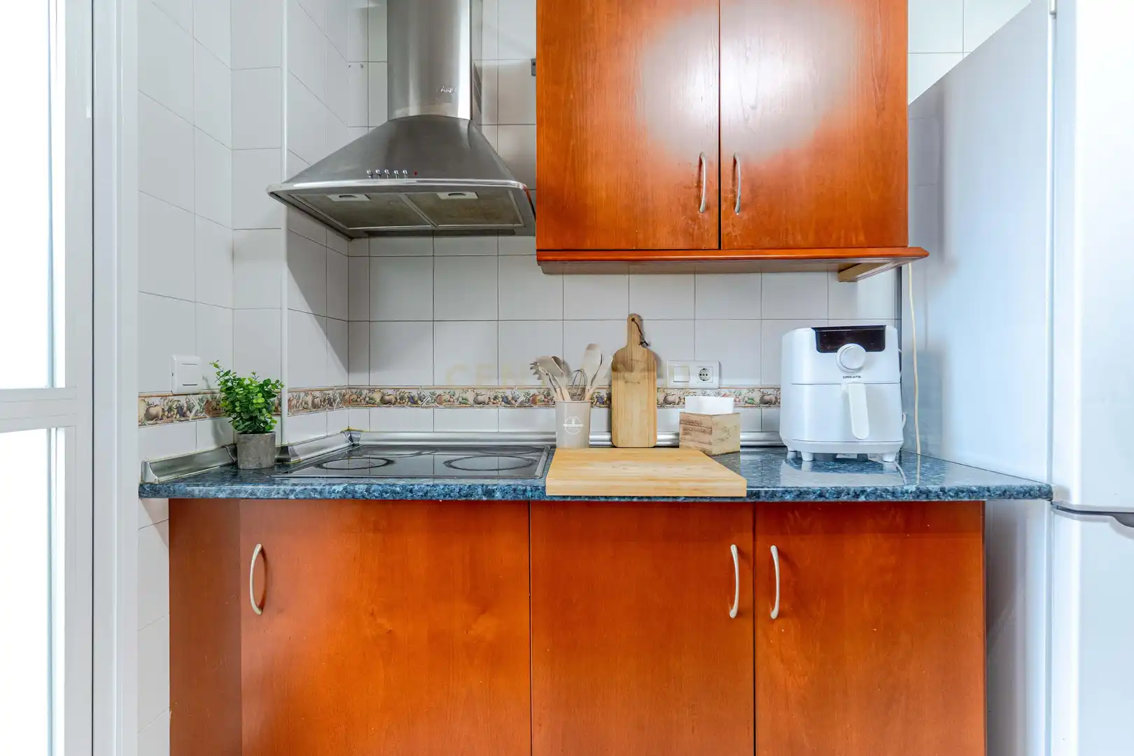 Cocina de Apartamento en venta en Albolote con Aire acondicionado, Lavadora y Microondas