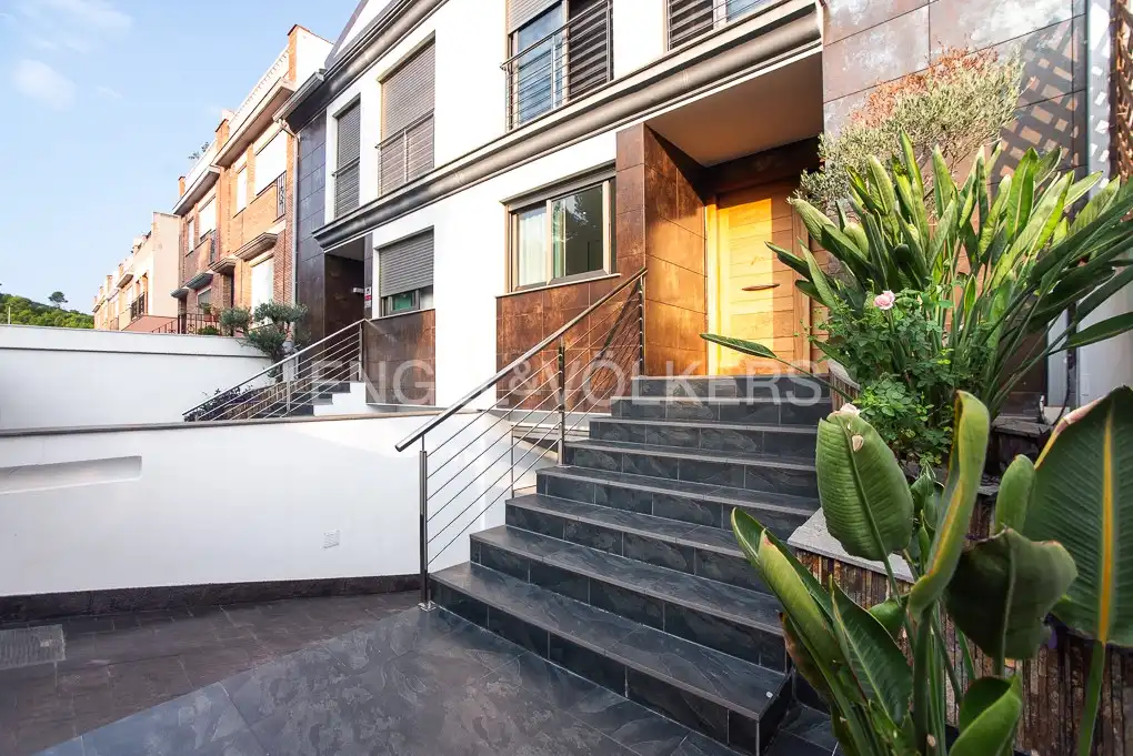 Vista exterior de Casa o chalet en venta en La Vall d'Uixó con Aire acondicionado, Calefacción y Terraza