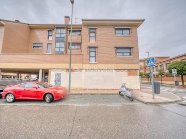 Gewerbefläche zur Miete in La Farola