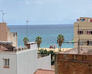 Vista exterior de Pis en venda en Canet de Mar amb Aire condicionat i Terrassa