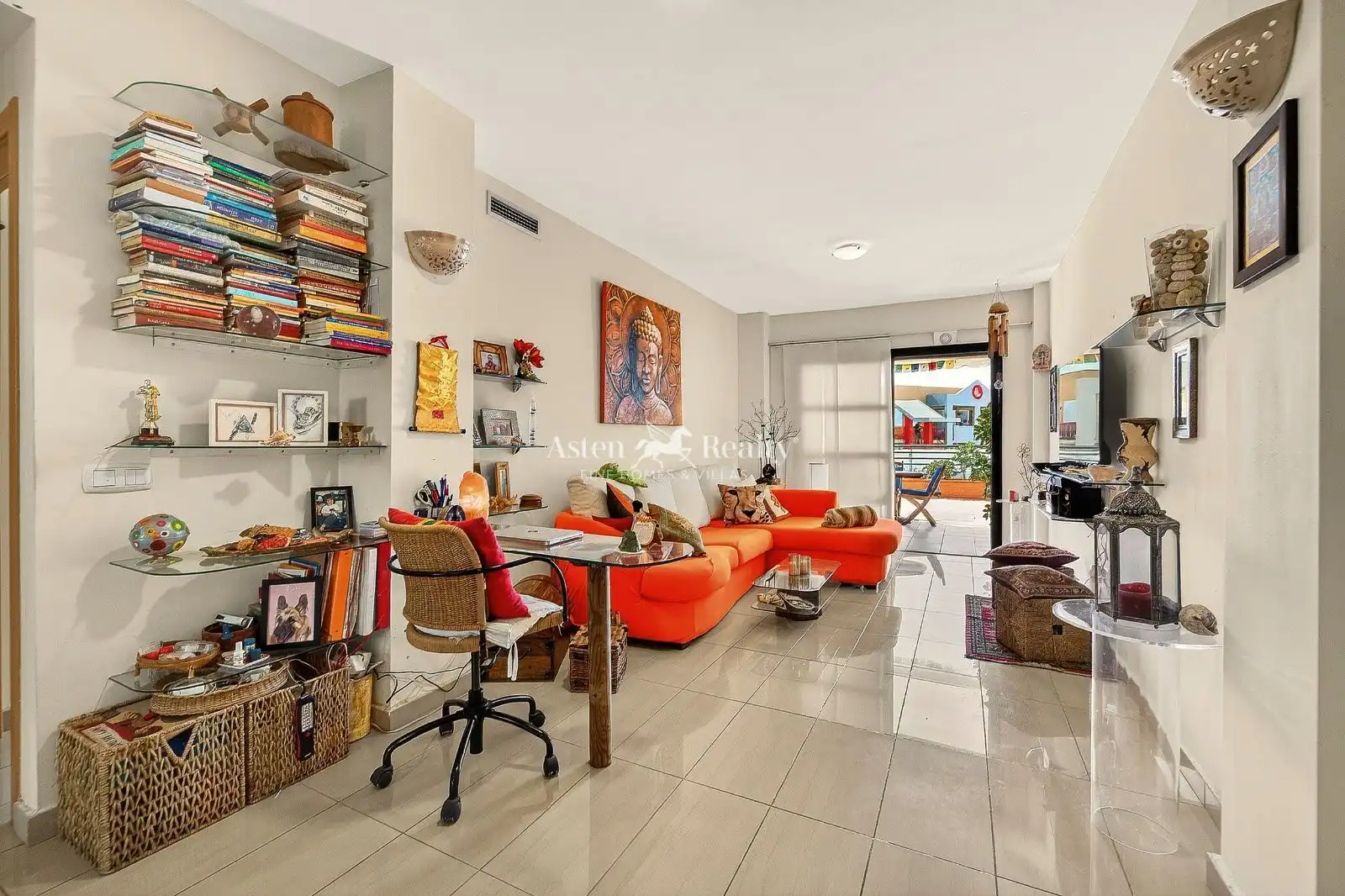 Sala d'estar de Apartament en venda en Adeje amb Terrassa, Traster i Piscina