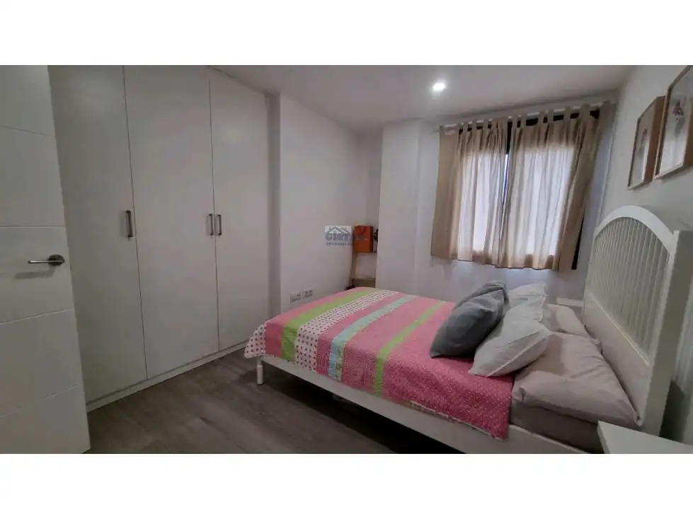 Habitación de Apartamento en venta en Dénia con Aire acondicionado, Calefacción y Terraza