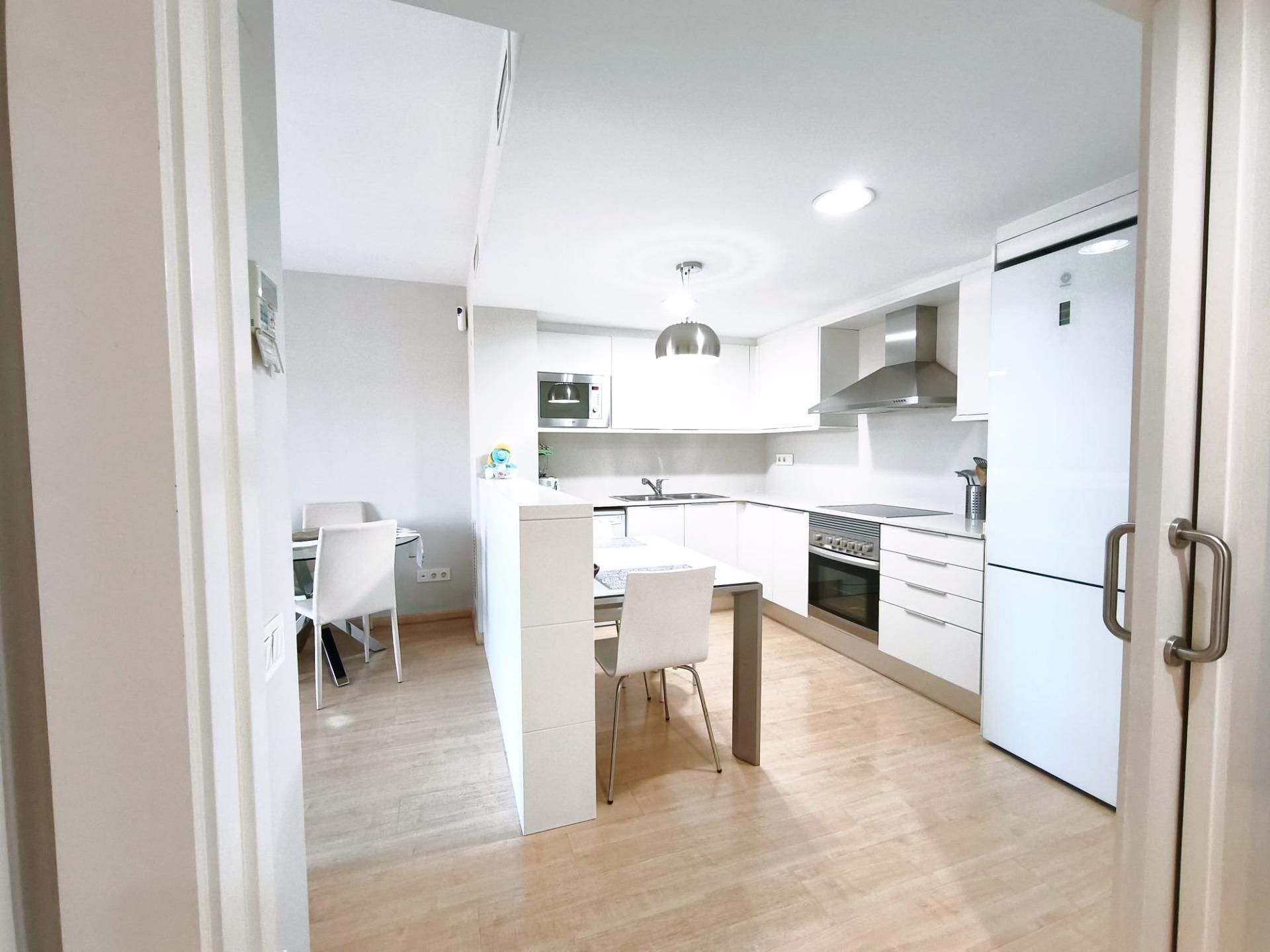 Kitchen of Flat for sale in Sabadell  with Air Conditioner, Parquet flooring and Balcony