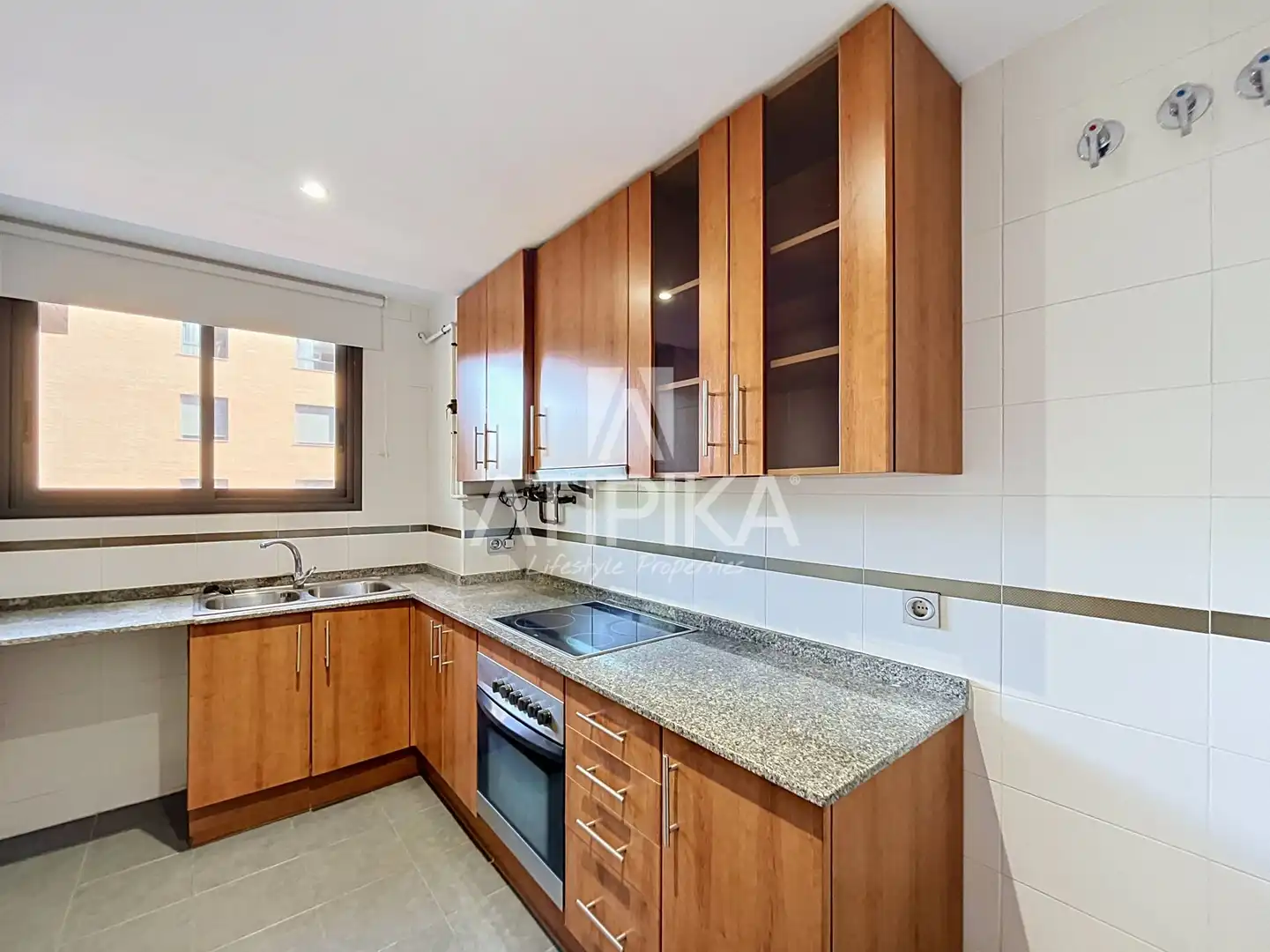 Cocina de Piso en venta en Sabadell con Aire acondicionado, Calefacción y Terraza