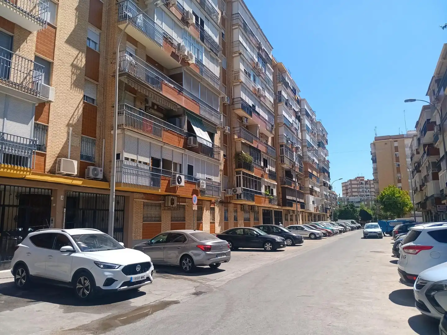 Vista exterior de Pis en venda en Sevilla