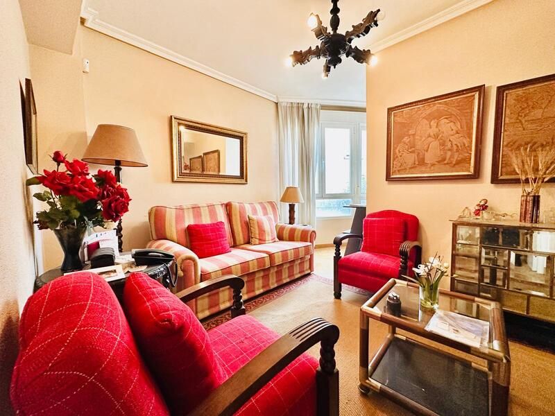 Sala d'estar de Pis en venda en Móstoles amb Calefacció i Terrassa