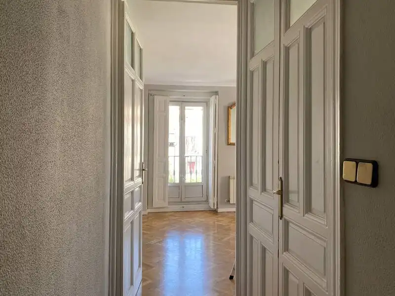 Flat for rent in FUENCARRAL , Trafalgar