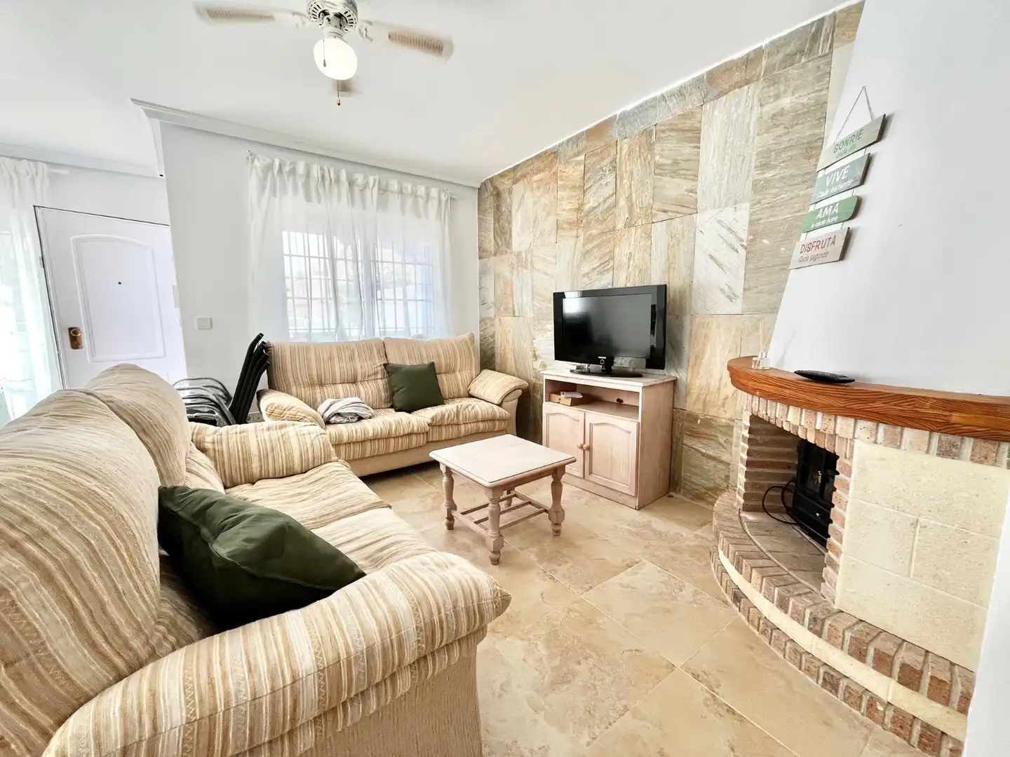 Living room of Houses for rent in Orihuela  with Air Conditioner, Heating and Terrace