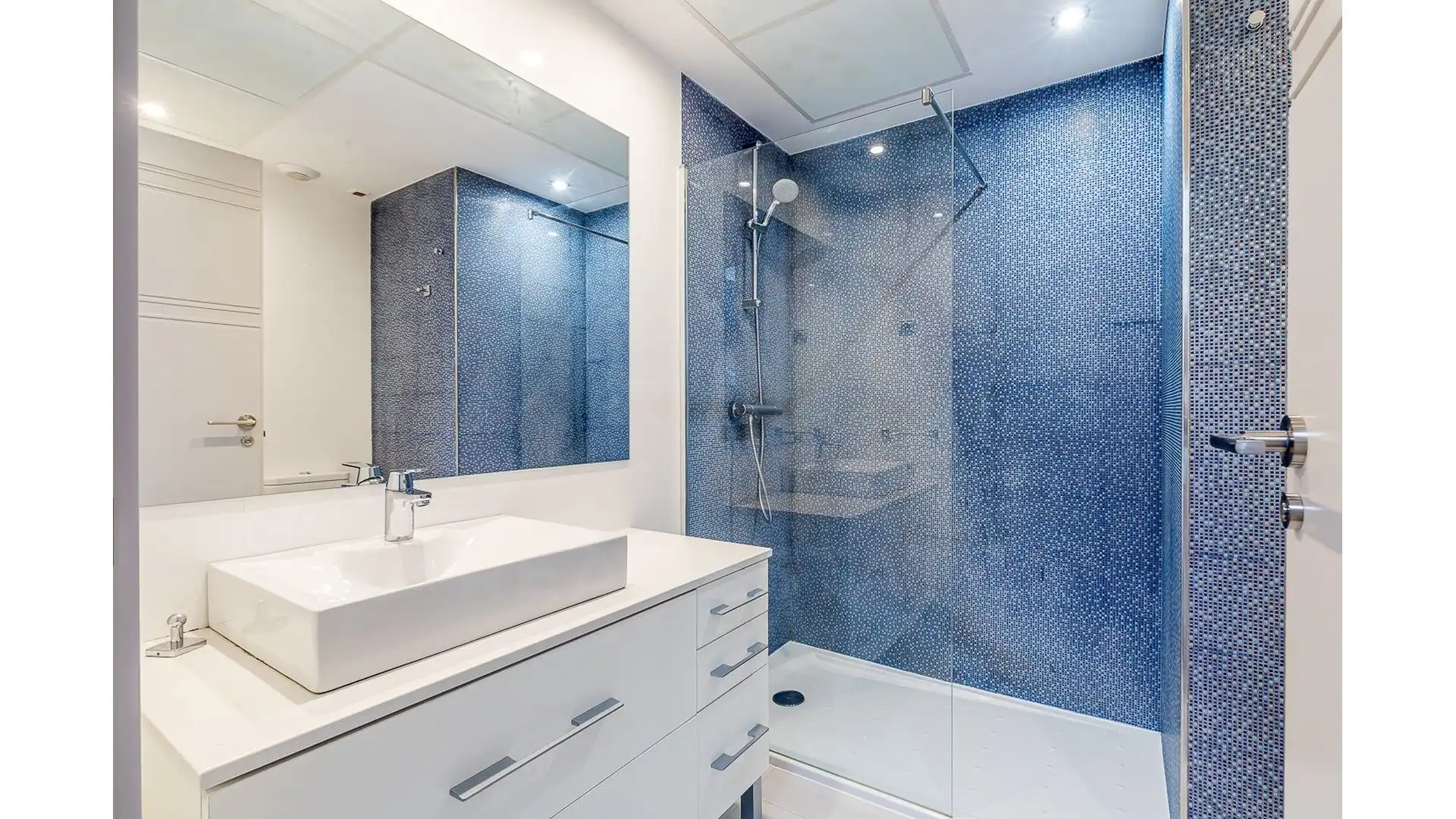 Baño de Casa o chalet de alquiler en Majadahonda con Aire acondicionado, Calefacción y Terraza