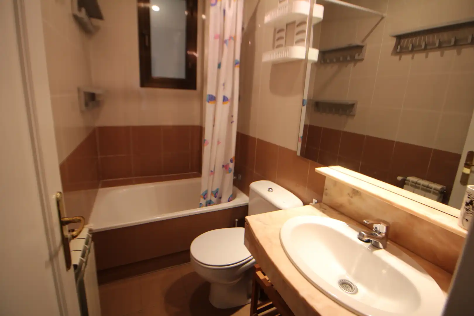 Baño de Piso en venta en Madrid con Aire acondicionado, Calefacción y Parquet