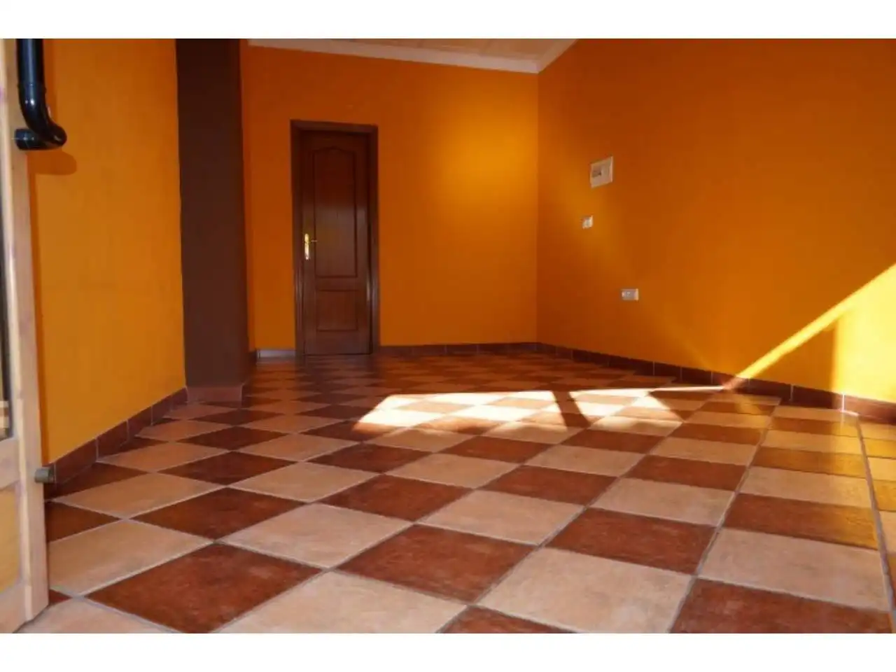 Local comercial en venda a Baena