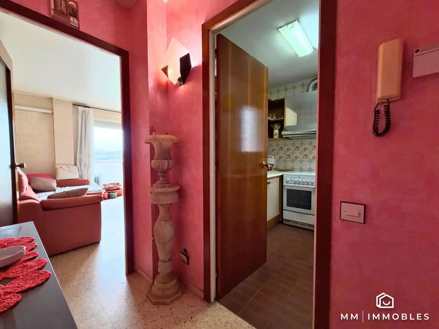 Flat with terrace for sale in CAN MONIC, imagen 3