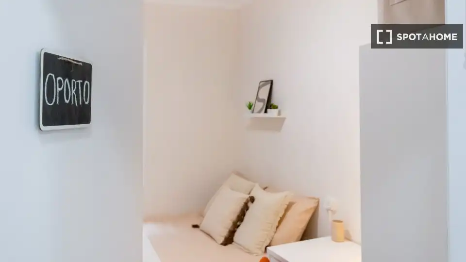 Schlafzimmer von Wohnung zur untervermieten in Barcelona mit Klimaanlage, Terrasse und Möbliert