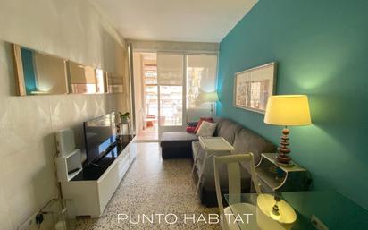 Living room of Flat for sale in  Barcelona Capital  with Terrace and Balcony