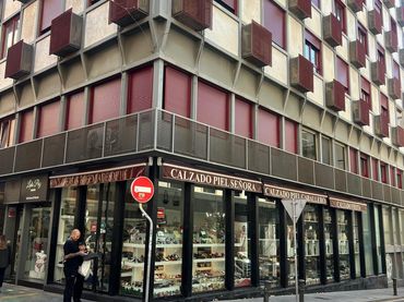 Local comercial en venda a Calle GERONA