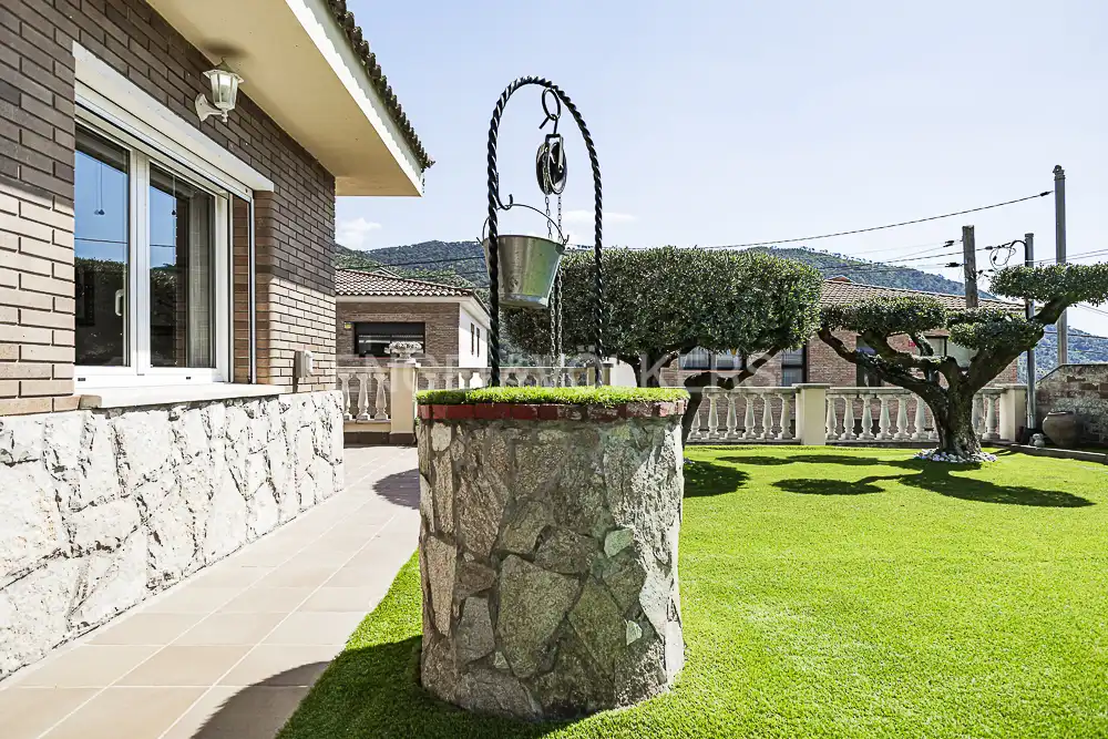 Jardí de Casa o xalet en venda en La Torre de Claramunt amb Aire condicionat, Calefacció i Jardí privat