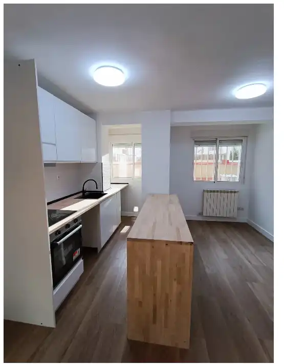 Kitchen of Flat for sale in Zaragoza  with Heating