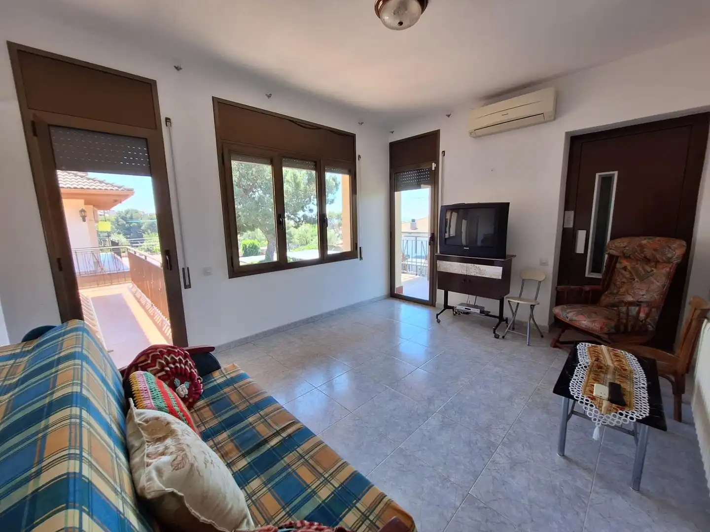 Living room of Country homes for sale in Castellar del Vallès  with Heating, Private garden and Terrace