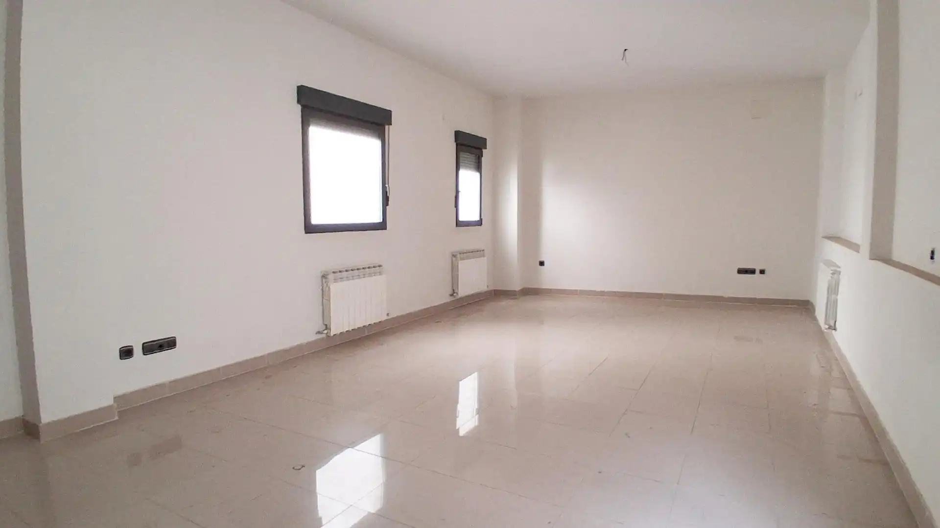 Büro zum Verkauf in Béjar