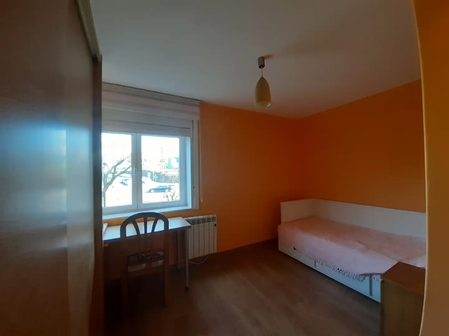 Bedroom of Flat for rent in Santiago de Compostela   with Heating, Furnished and Oven