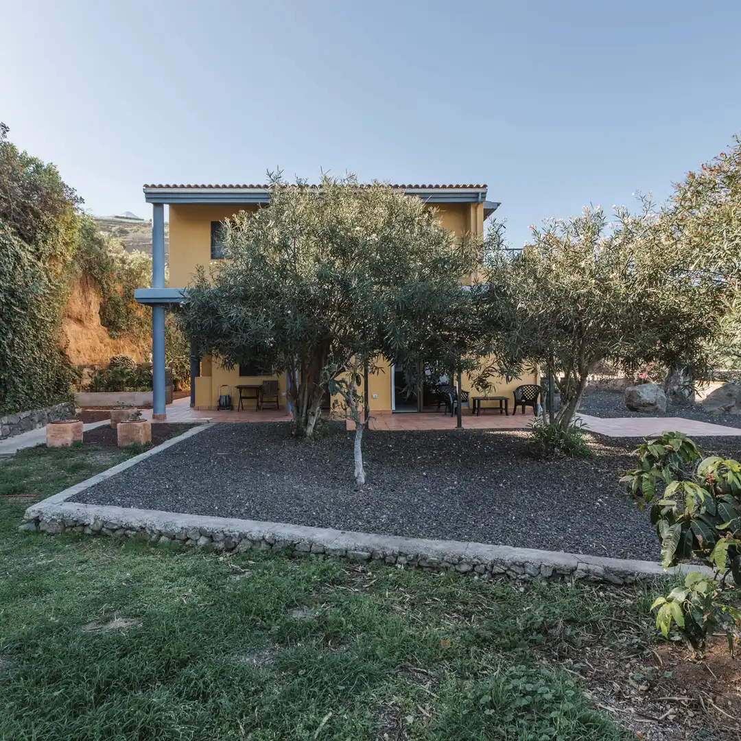 Vista exterior de Casa o xalet en venda en San Juan de la Rambla amb Jardí privat, Parquet i Terrassa