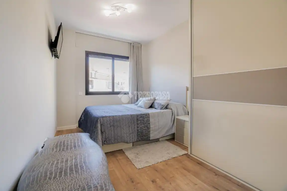 Bedroom of Flat for sale in Ripollet  with Air Conditioner, Heating and Terrace