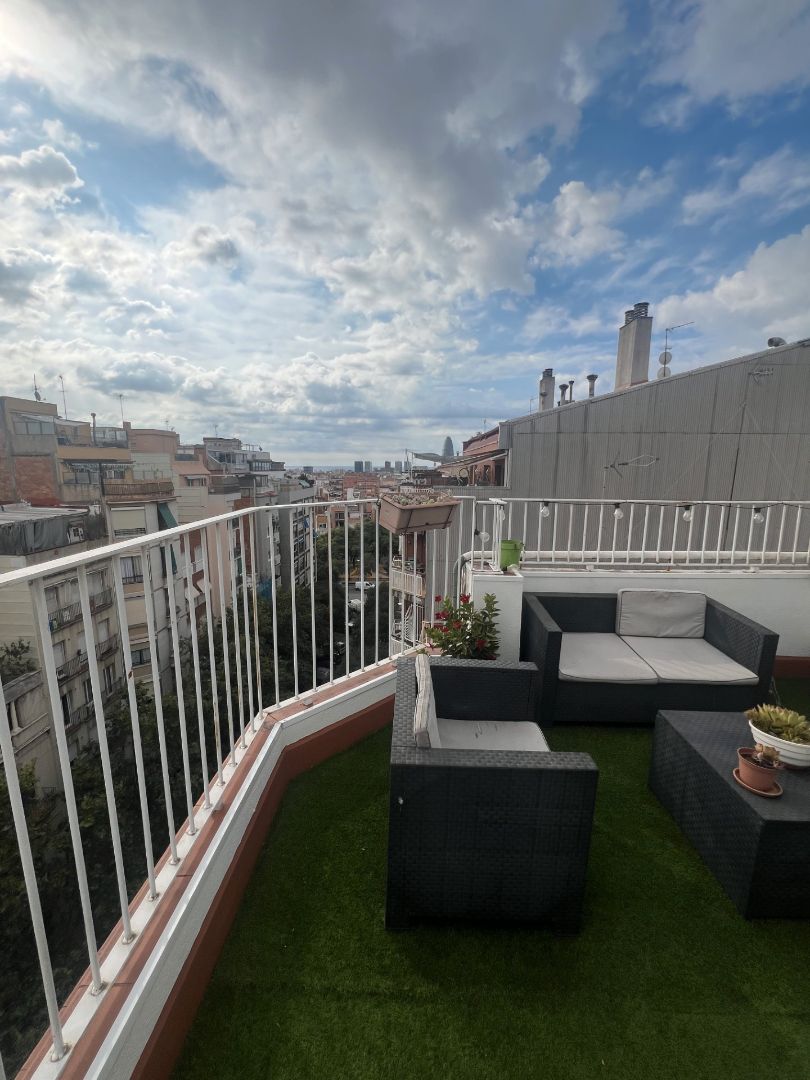 Terrace of Attic to rent in  Barcelona Capital  with Air Conditioner, Heating and Terrace