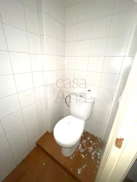 Baño de Local de alquiler en Bilbao 